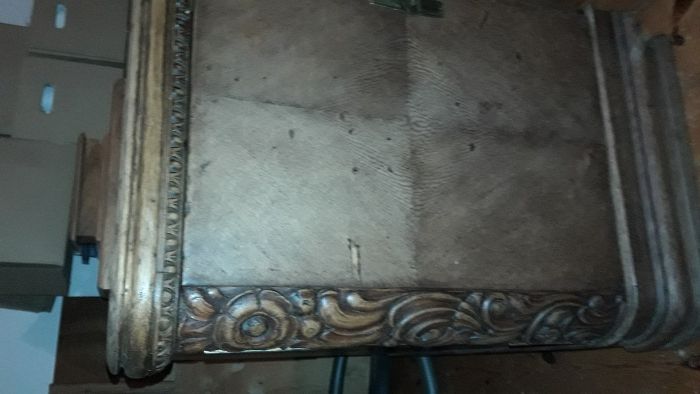 biurko drewniane stare