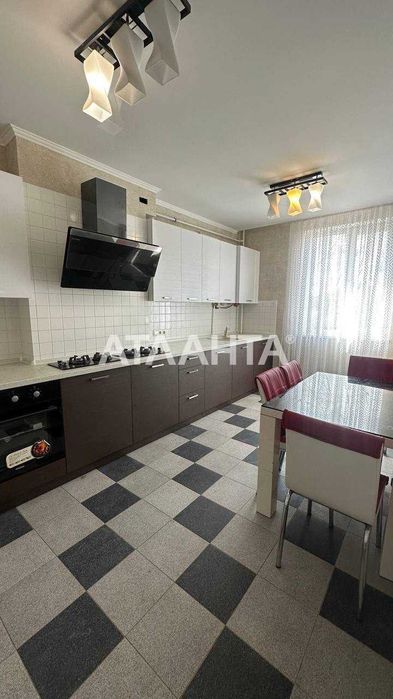 3-комнатная квартира с АГВ в новом доме на Фонтане