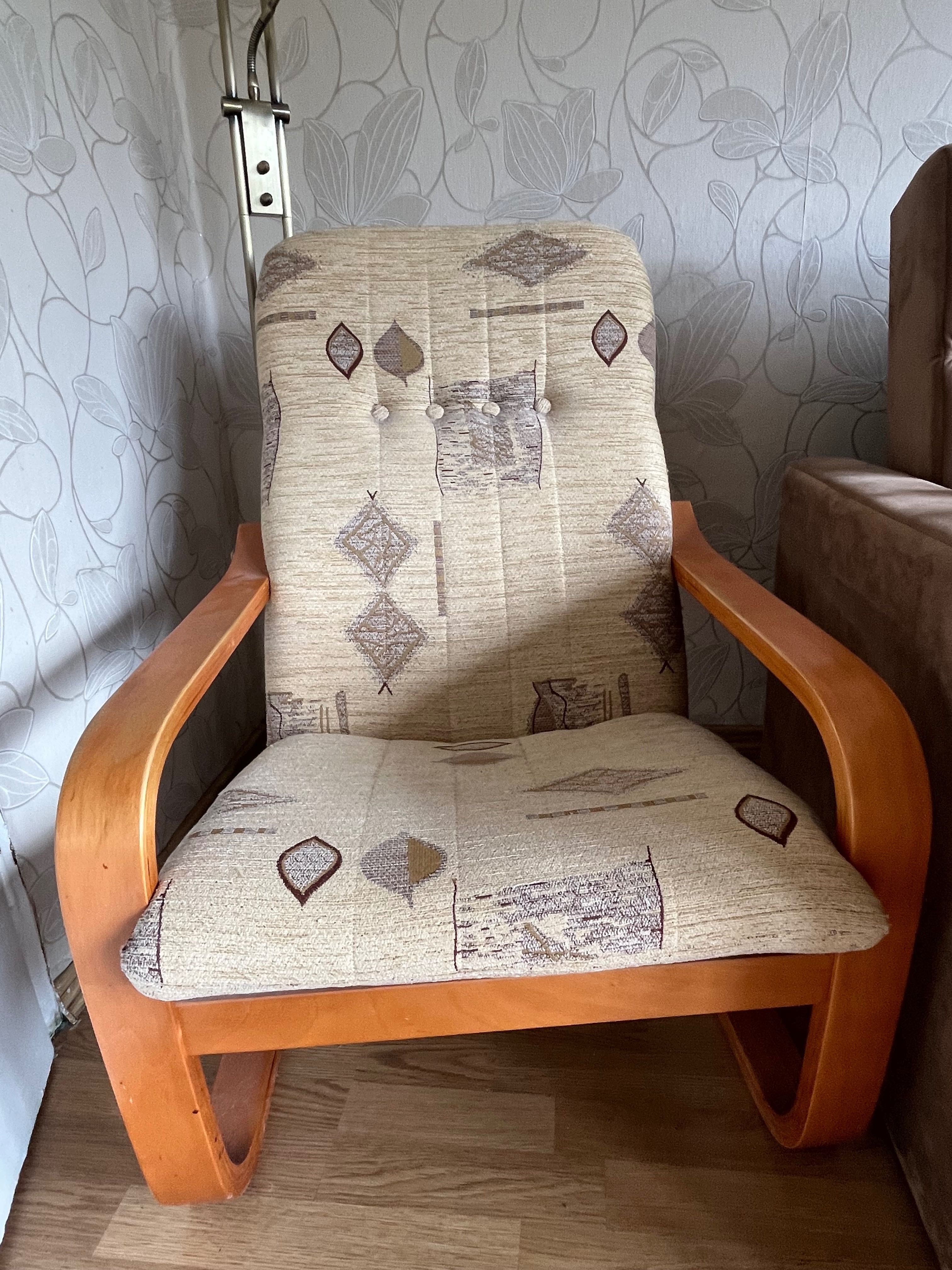 Sprzedam dwa używane fotele