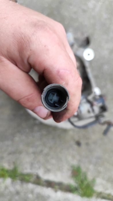 Zwrotnica BMW E90 3.0d piasta LP