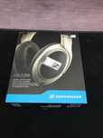 Auscultadores Sennheiser HD599