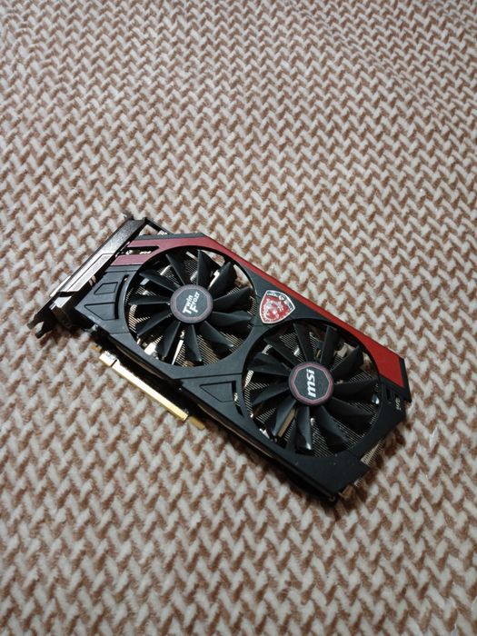 Видеокарта MSI Twin Frozr N760 4GB.