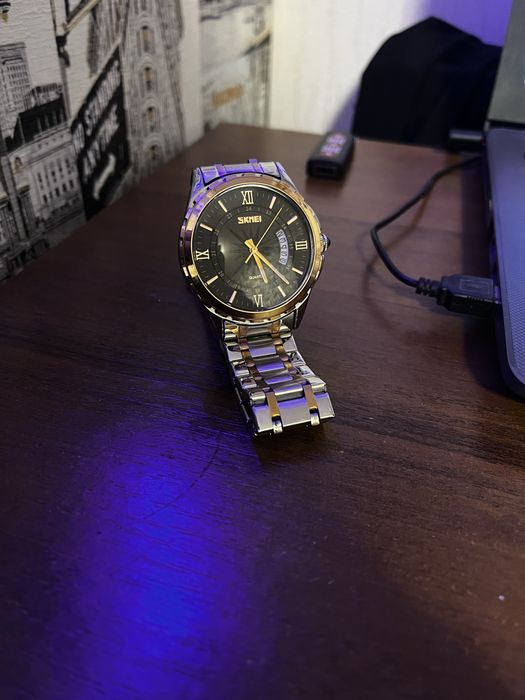 Годиник SKMEI в хорошому стані