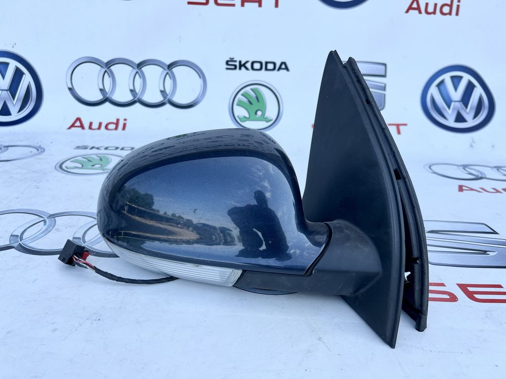 Дзеркало зеркало праве Volkswagen Golf 5 V Хечбек