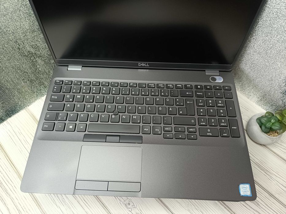Dell 5500|15.6"|i5-8365U|16\256GB SSD|FHD|Ноутбук з гарантією|ліцензія