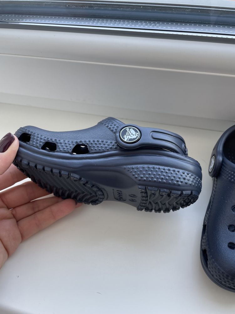 Crocs для мальчика 6 размер