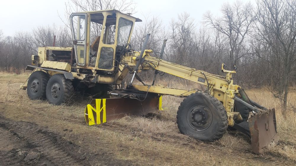 Грейдер ДЗ - 180