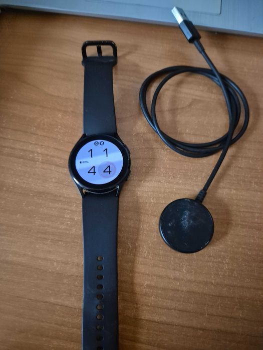 Samsung Galaxy Watch 4
