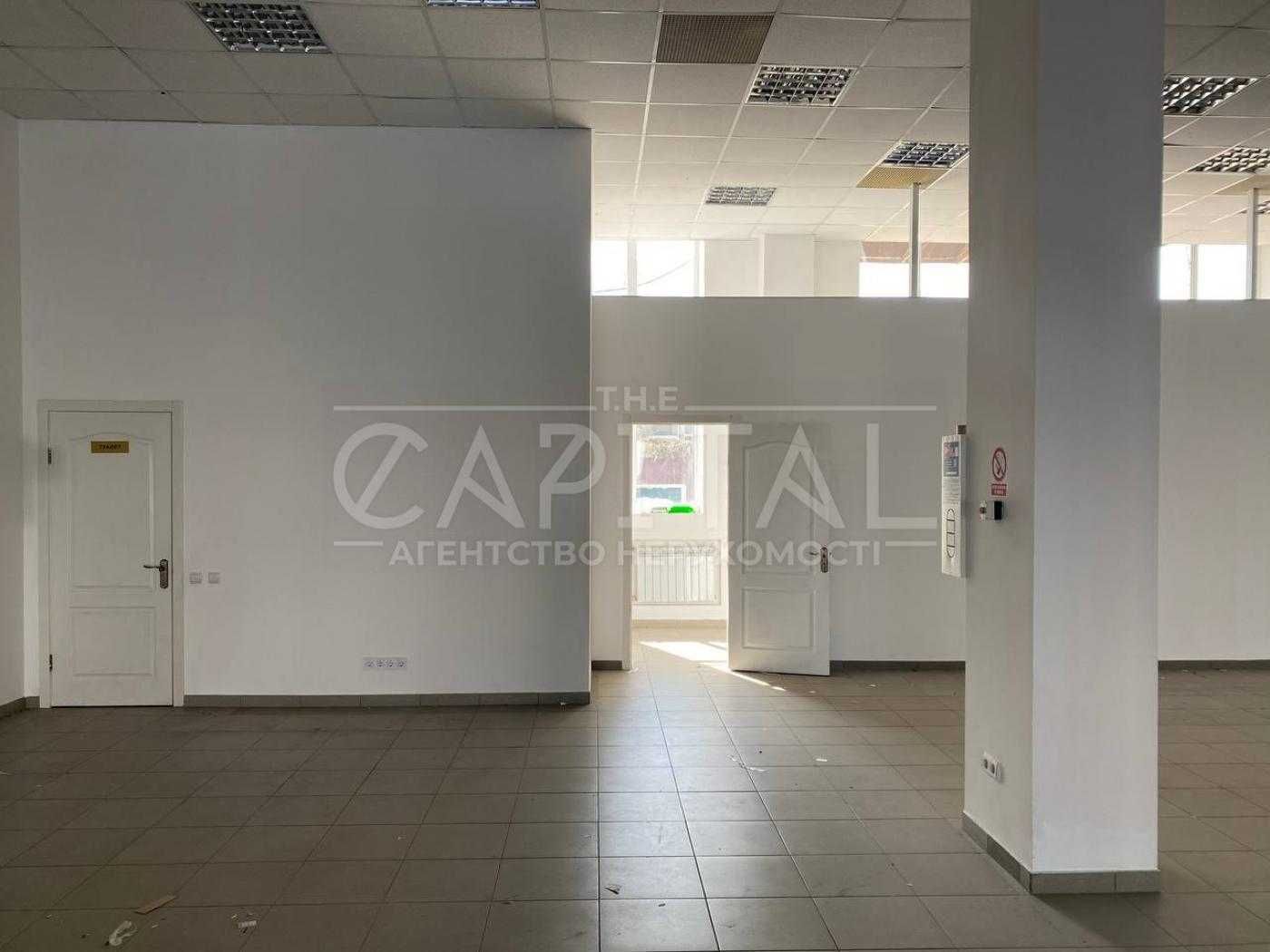 Приміщення під магазин/офіс/шоурум, 296 м², ФАСАД. ст. м. Почайна 5 хв