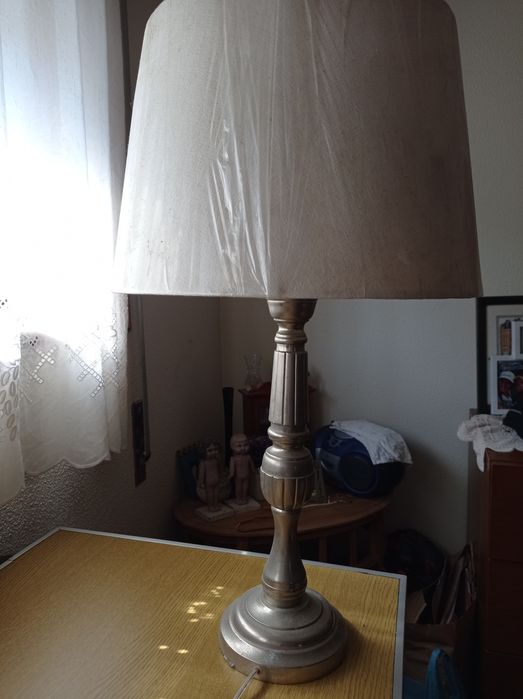 Candeeiro de mesa