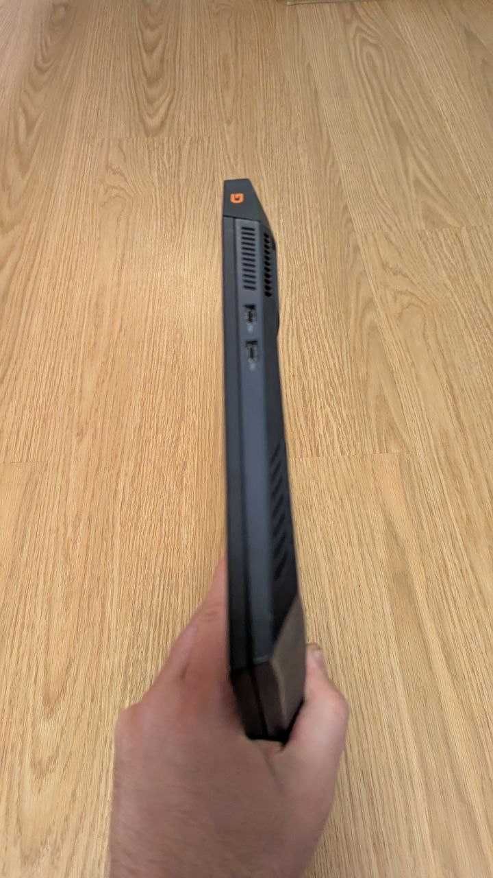 Dell G15 5511 i7-11800H 16GB DDR4 512GB SSD NMVE GeForce RTX 3050