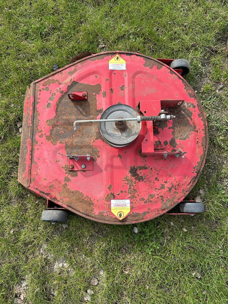 Kosisko agregat tnacy podkosie nóż traktorek kosiarka
