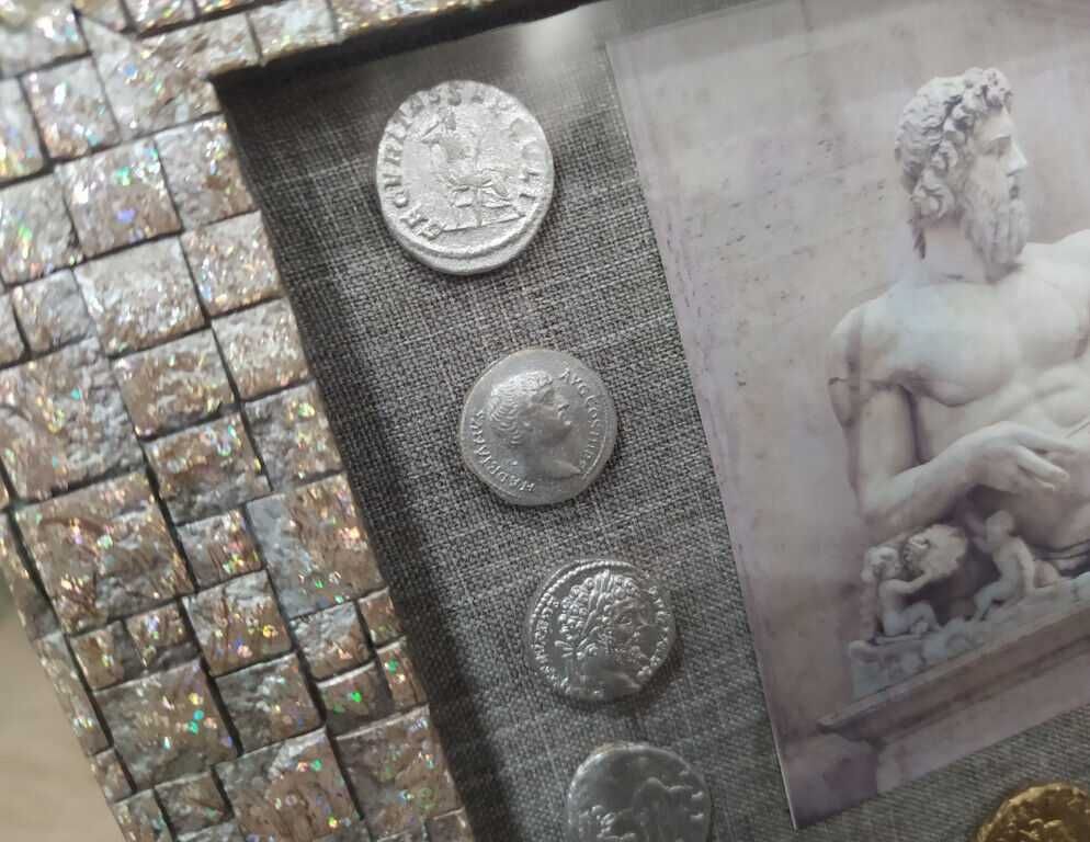 Картина Сувенир Подарок - " Древний Рим , рог изобилия  "
