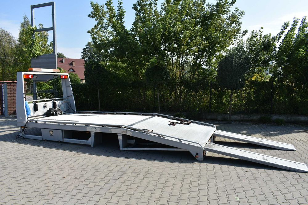 NAJAZD Pomocy Drogowej TIJHOF Aluminiowy IVECO Wyciągarka Najazdy