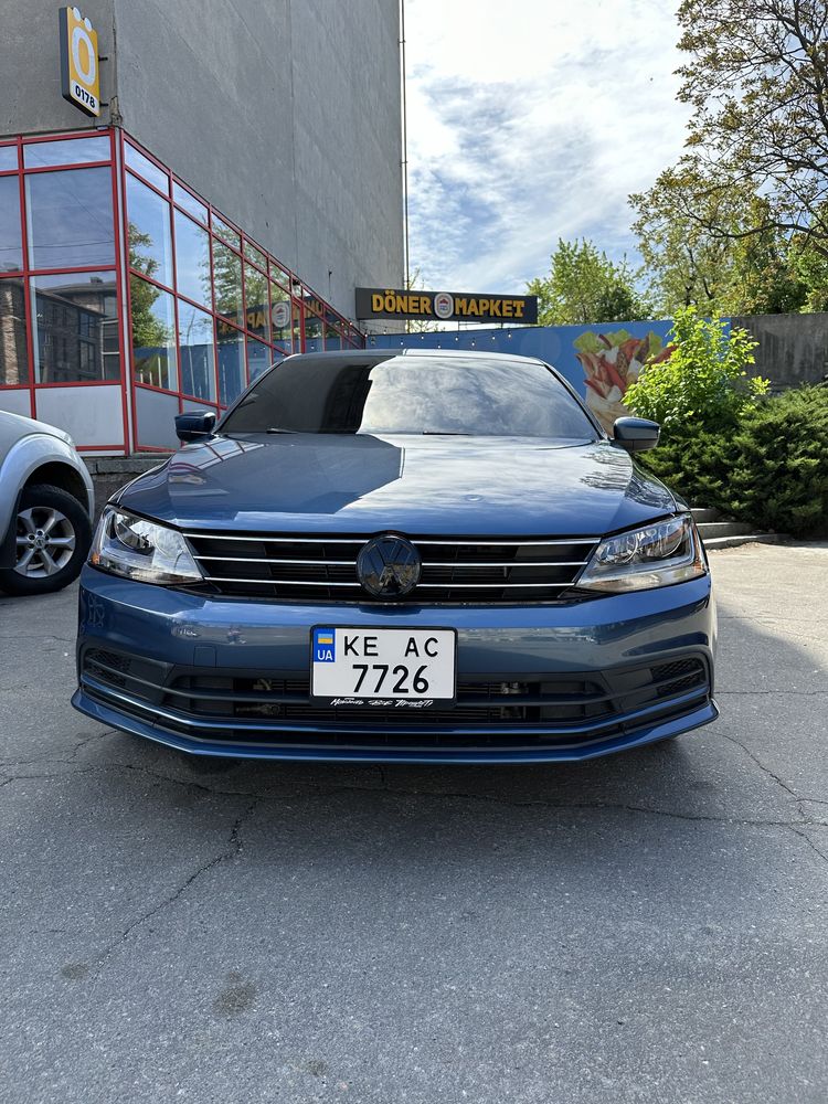 Volkswagen jetta 2016