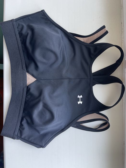 Спортивний топ Under armour