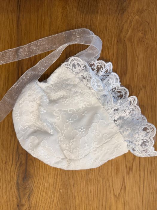 Zestaw do chrztu - długa sukienka (68) + opaska + czapeczka