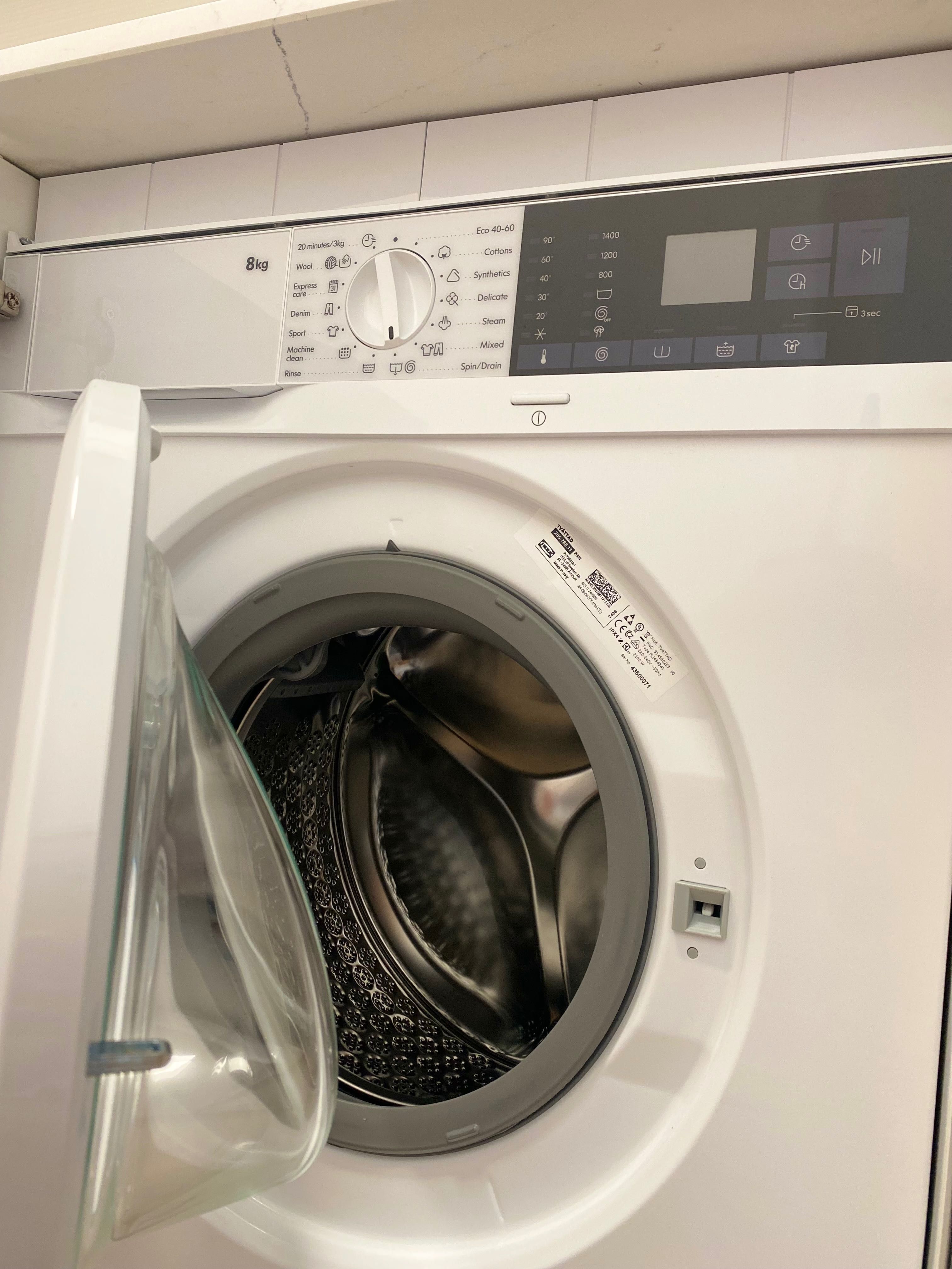 Nova! Máquina de lavar roupa integrada