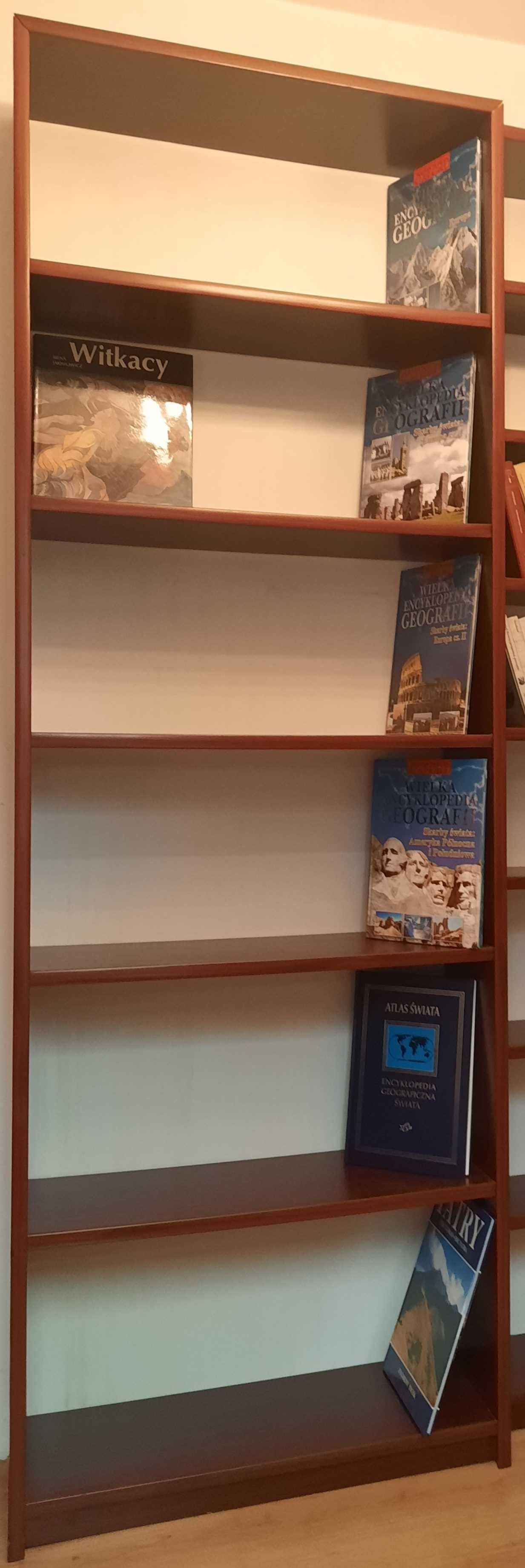 Regał na książki