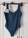 Nowe Body Missguided 38