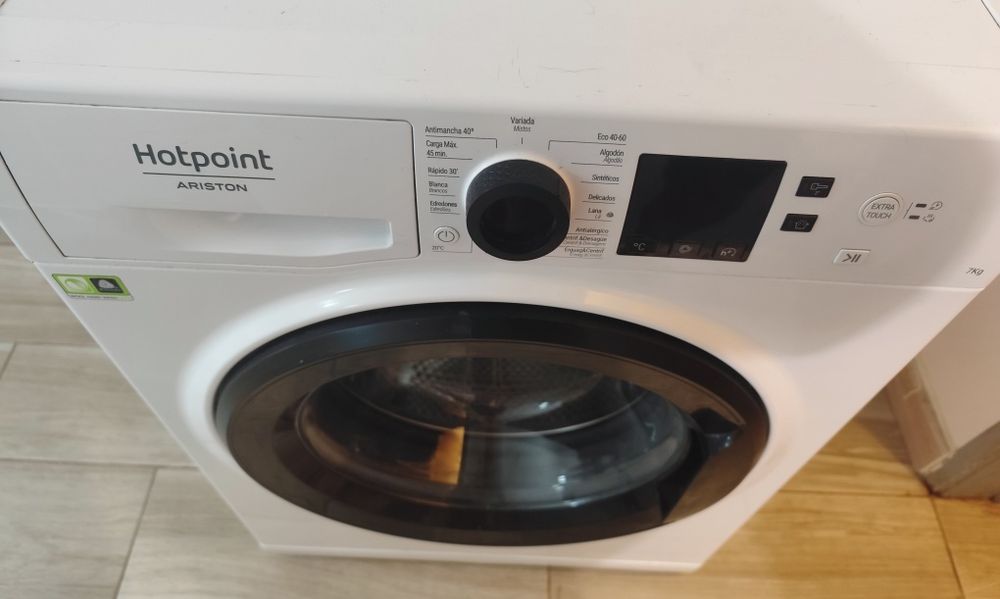 Máquina de Lavar Roupa Hotpoint
