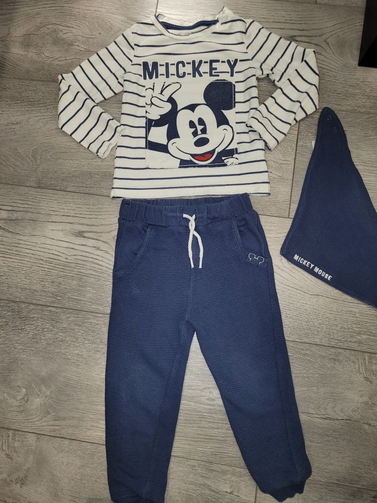 Komplet Mickey Mouse c&a 92