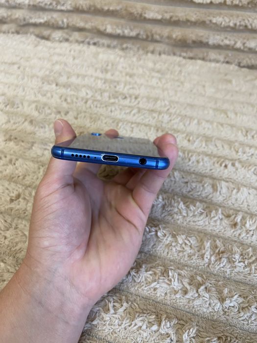 Смартфон Huawei P20 Lite 4/64GB Blue 2SIM у гарному стані