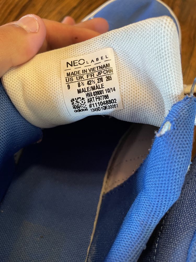 Sapatilhas Adidas NEO Label como novas