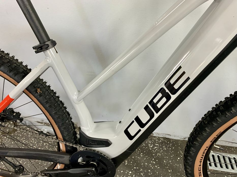 Rower elektryczny CUBE Reaction Hybrid Pro 625/Shimano/Bosch/Wysyłka