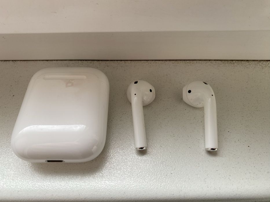 Apple Airpods 2 (оригинал)