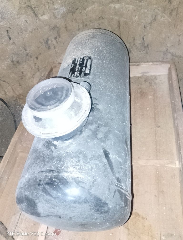 Баллон ГБО 30л газа в нём