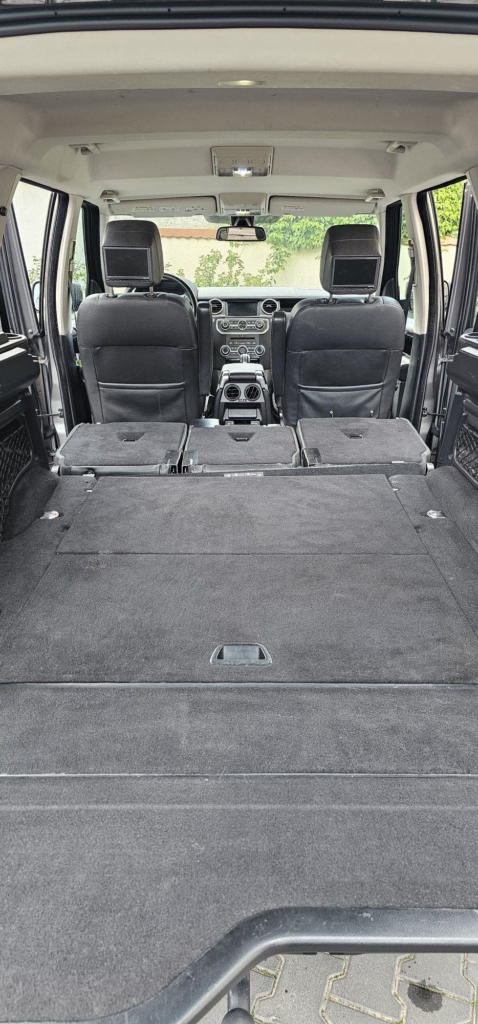 Land Rover Discovery 4