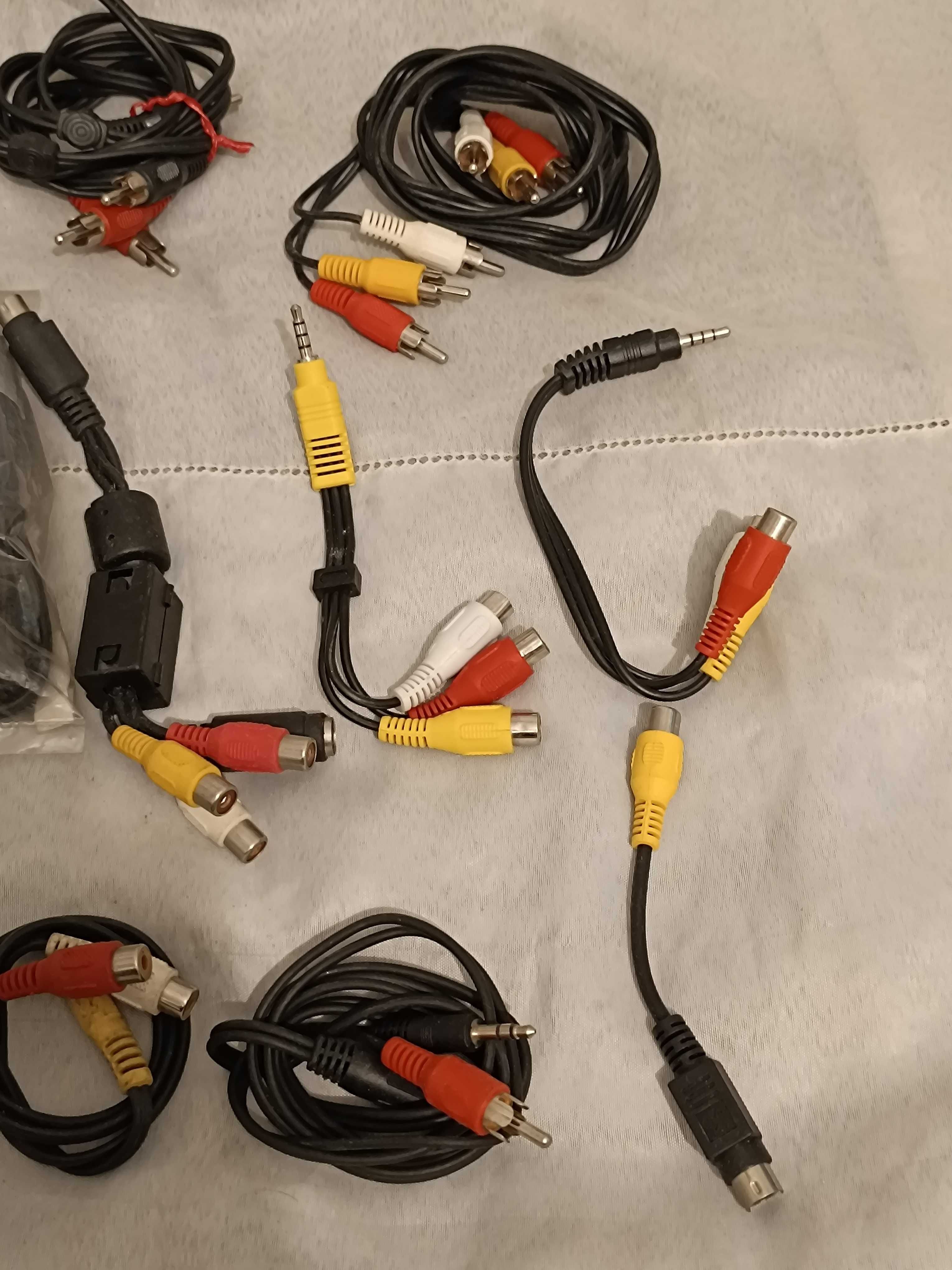 14 Cabos RCA e adaptadores