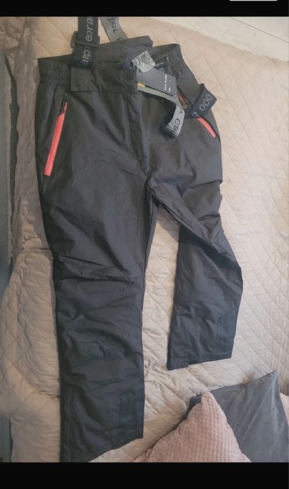 Spodnie narciarskie -snowboardowe