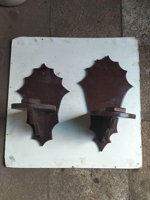 Drewniane półki na kwiatki 60 zł dwie sztuki