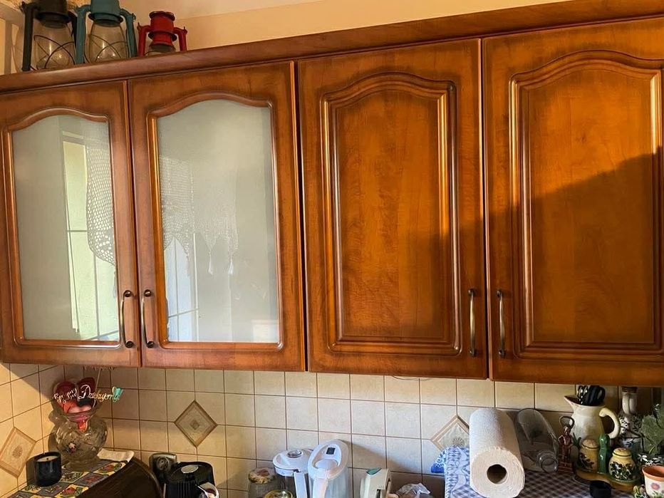 Meble kuchenne ze sprzętem AGD (bez lodówki) – komplet do sprzedaży