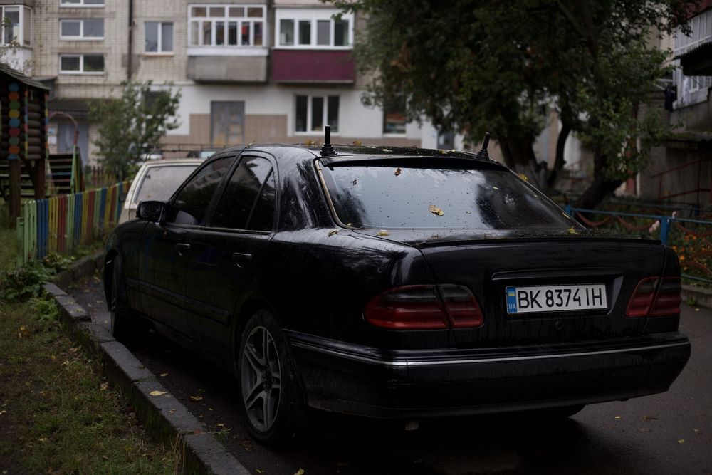 Продам Mercedes W210 2.7 Diesel