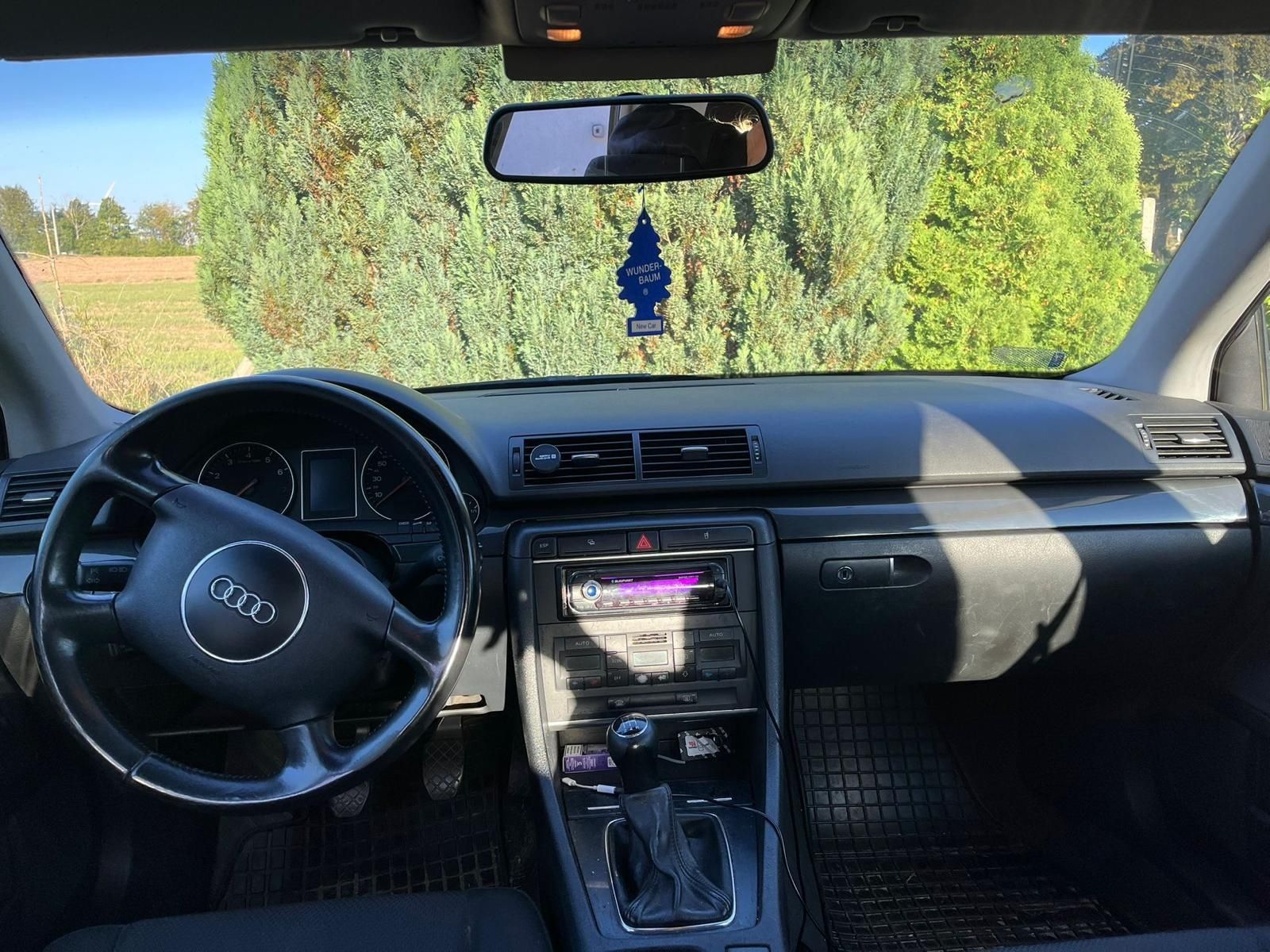 Audi a4 b6  2.0     2001 r