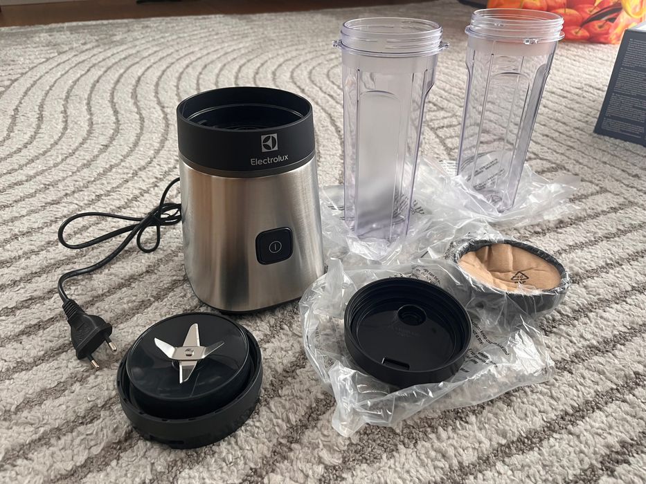 Blender sportowy E3SB1-4ST