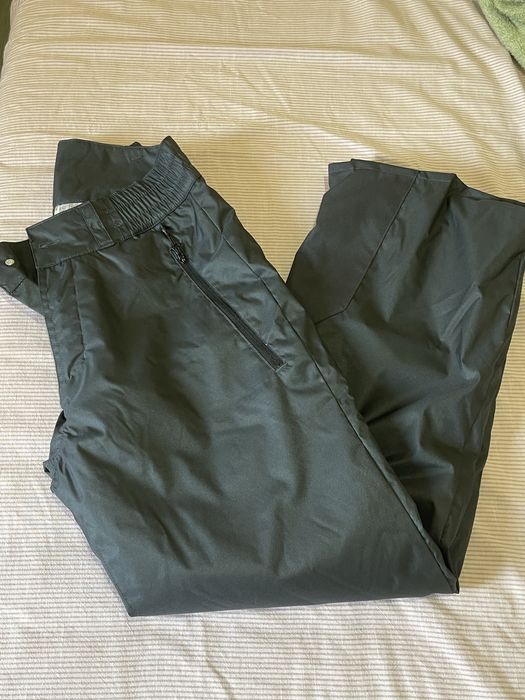 Calça para neve em preto e rosa