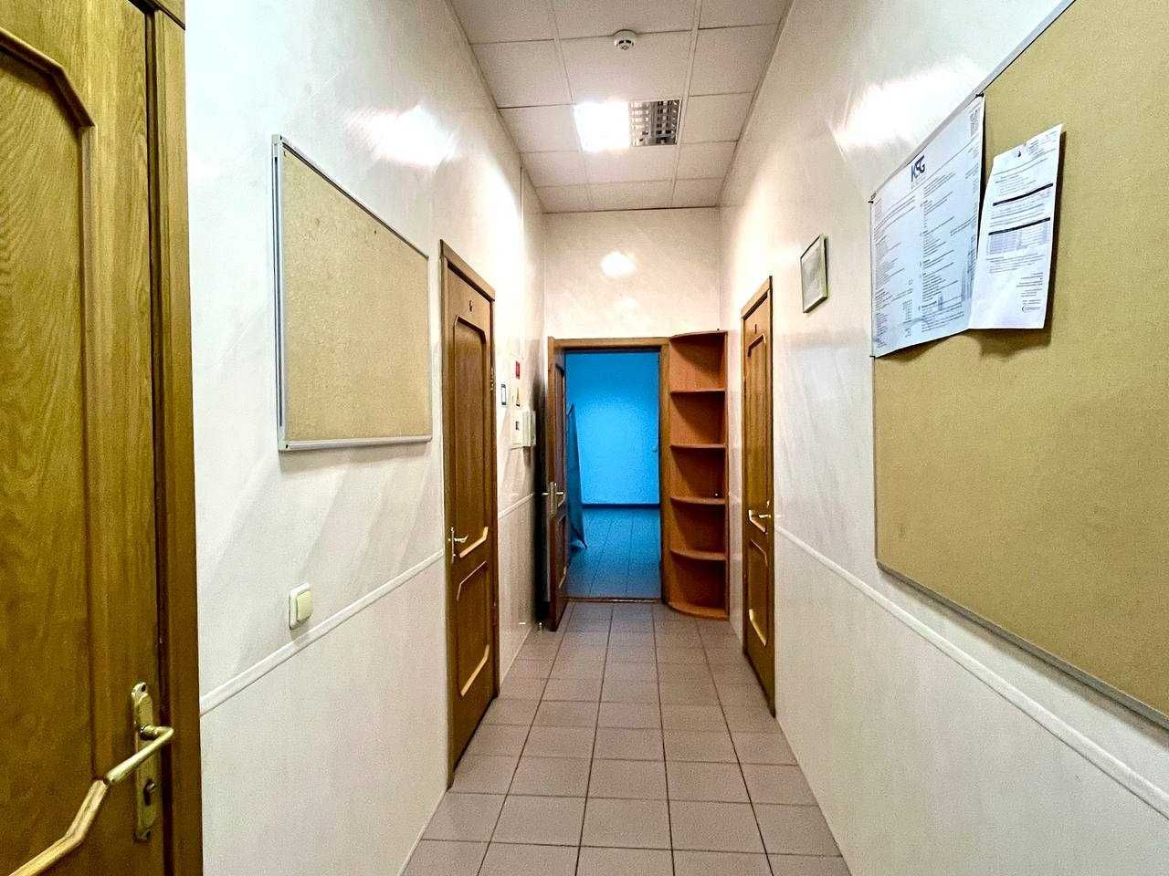 Оренда офісу на Борщагівській. 42 м2. ТРЦ МАРМЕЛАД поряд. Є опалення