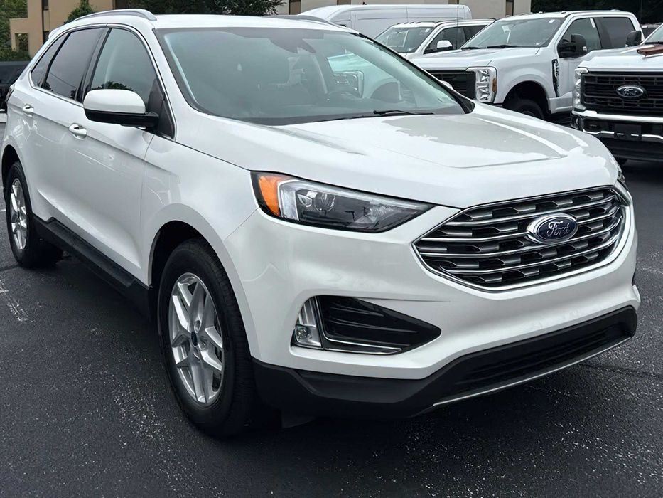 Ford Edge SEL      2022