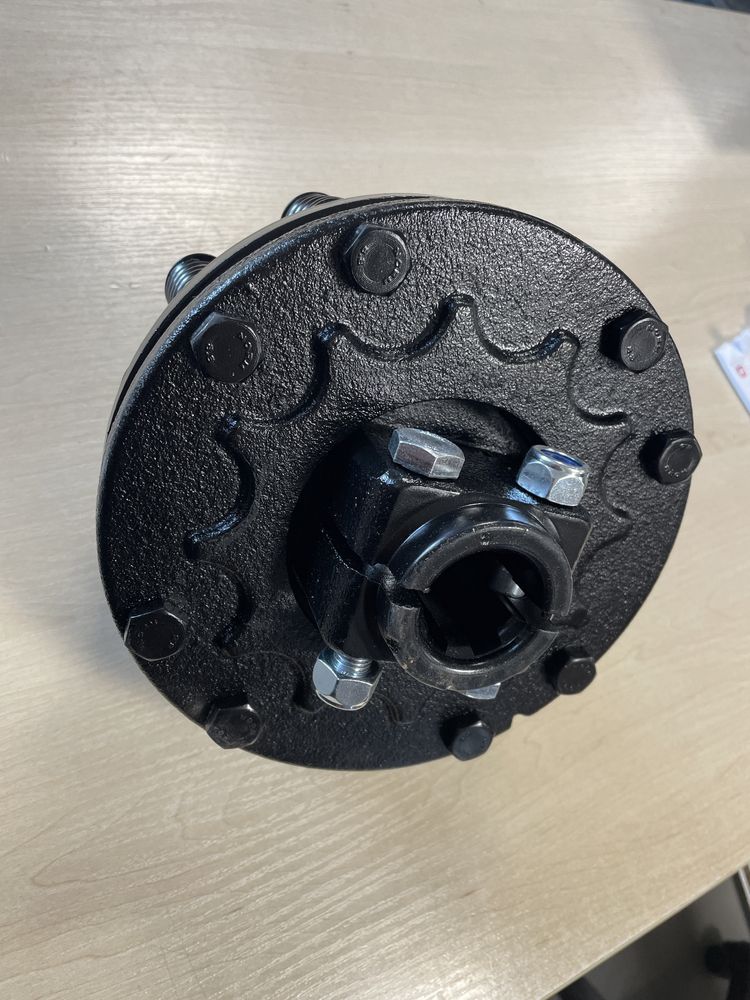 Sprzęgło cierne adapter 900Nm do wałka WOM 1-3/8 Z6 Waryński