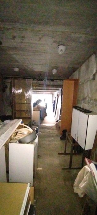 Гараж Вишгород 76кв.м. торг