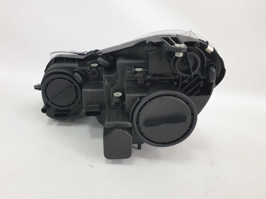 Фары на mercedes E-Class  W211 Галоген  2118202961  2118203061