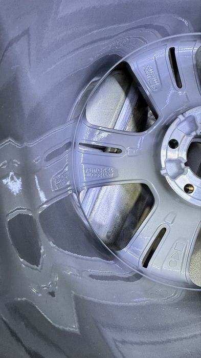 Peugeot 308 2 диски  7.5x17 et44 5x108 9677989777