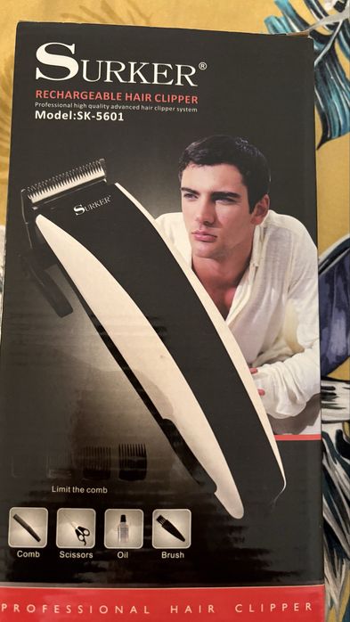 Vendo carrinho de compras e maquina de cortar cabelo.