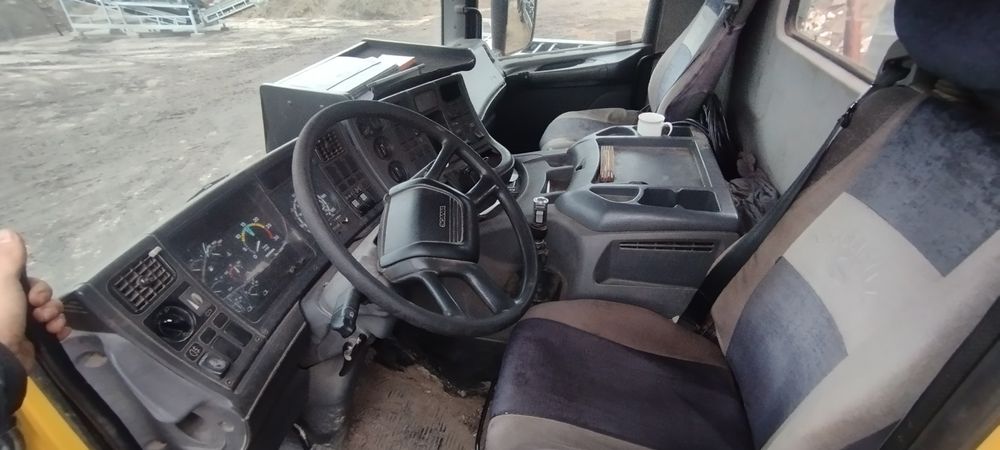 Scania 8x4 310 Wywrotka