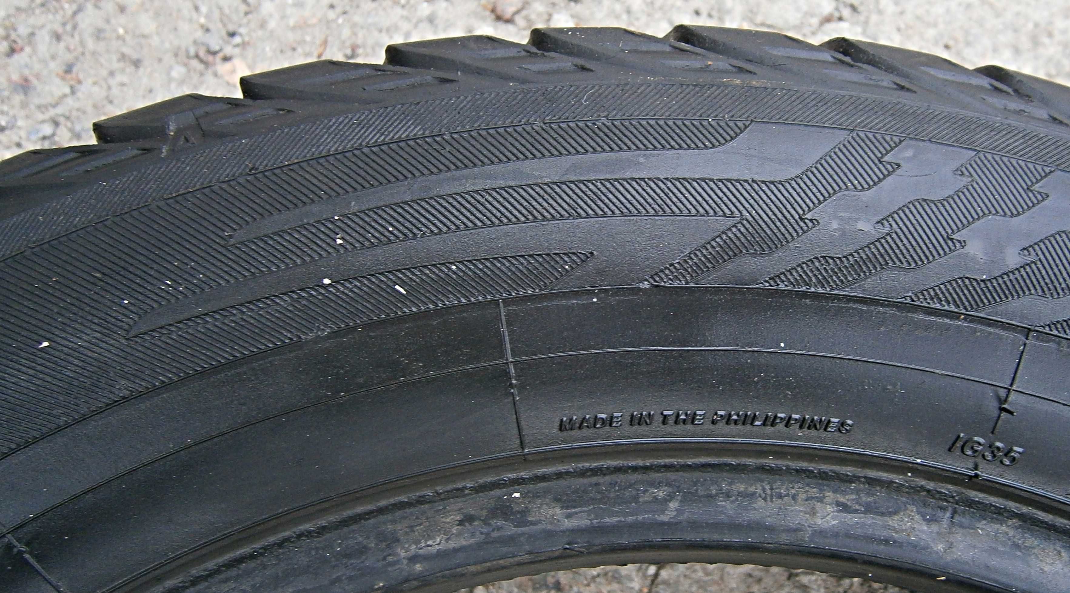 Всесесонные 205/60 R16 96T YOKOHAMA  Цена за 2шт. 1600гр.  PHILIPPINES