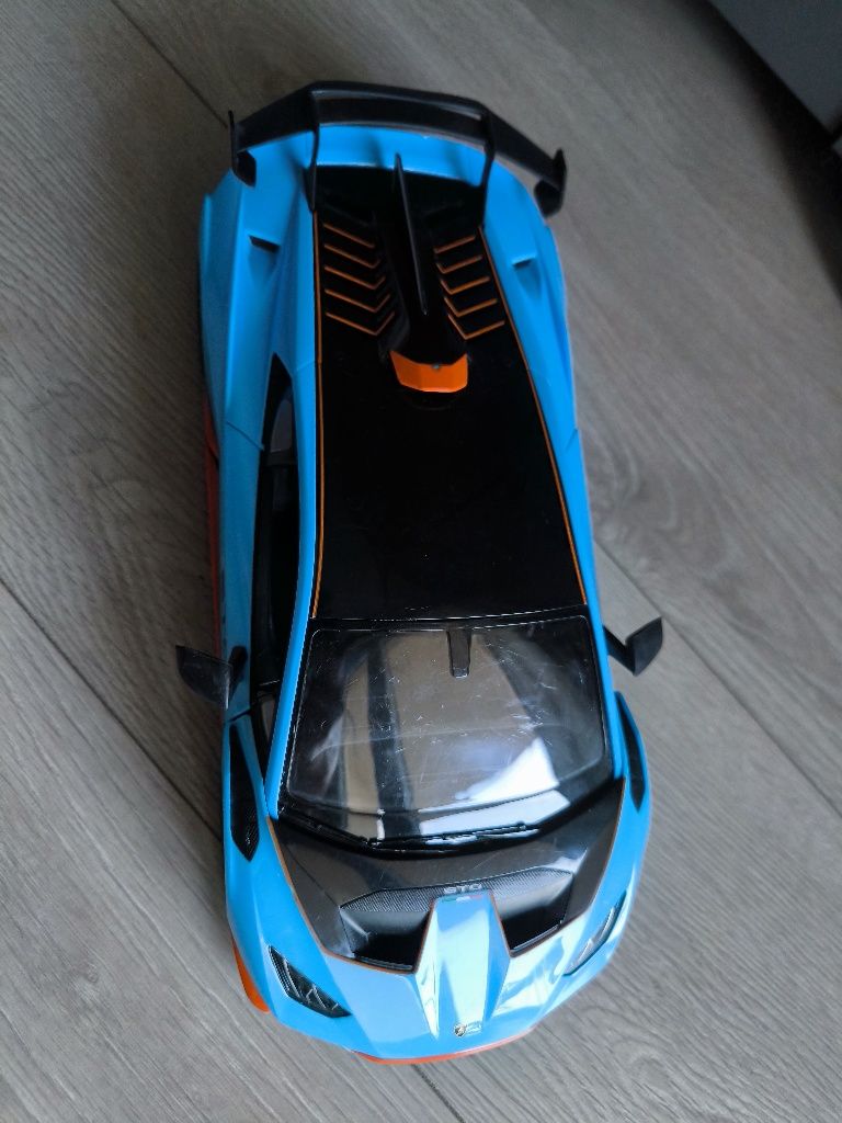 Zdalnie sterowany Lamborghini Huracan STO 1:14